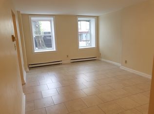123 Grand St, Albany, NY 12202