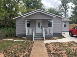 1004 Kahn St, Marshall, TX 75670
