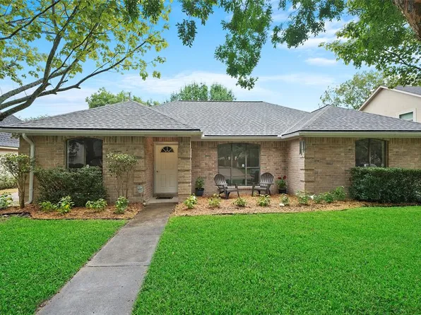 1910 Marlberry Ln, Houston, TX 77084