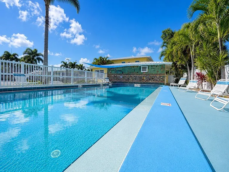 Bradenton Palms Apartments — Photo 18