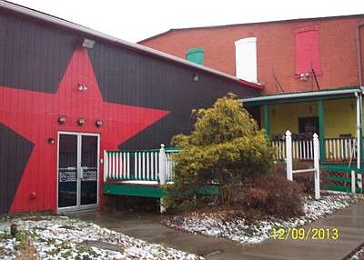 Building Photo 4