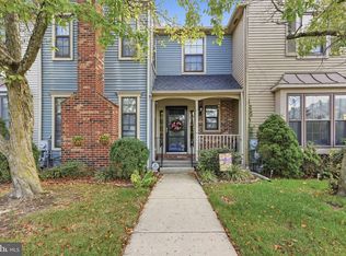 11 Chablis Ct, Marlton, NJ 08053