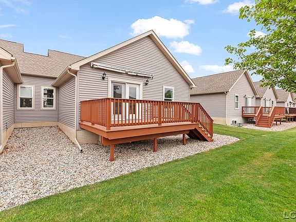 2nd image of 587 Ridge Ln