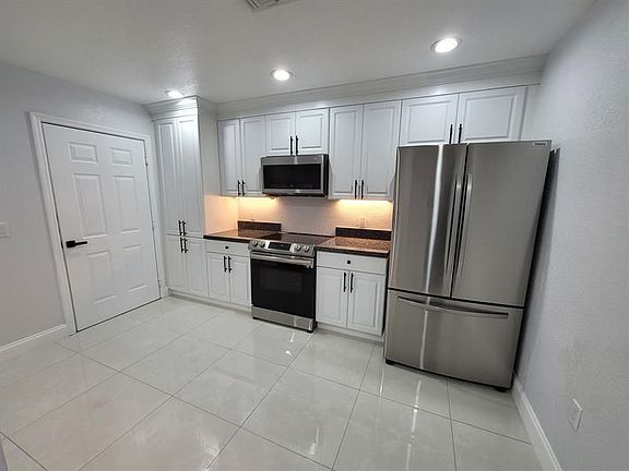 4th image of 1772 N Dovetail Dr #0