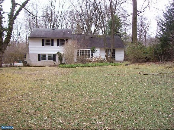 2nd image of 383 Friendship Dr