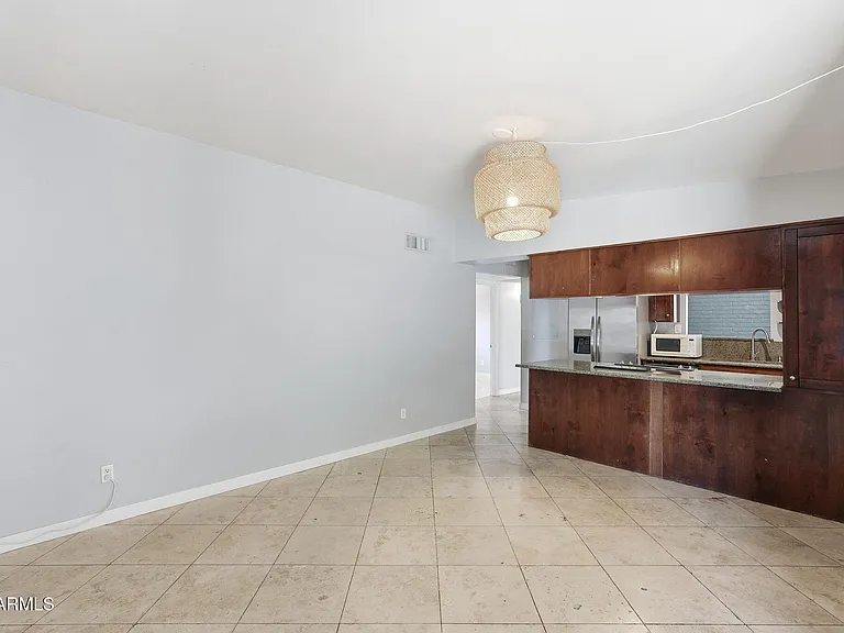 1609 E Gaylon Dr — Photo 10