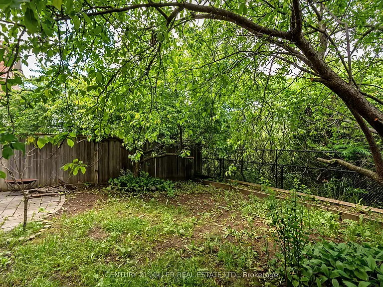 2131 Fiddlers Way — Photo 30