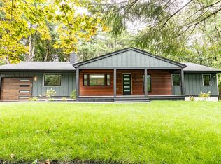 3 Tally Ho Ln, Wayland, MA 01778
