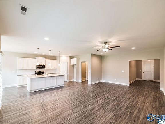 4th image of 3029 Crystal Creek Dr
