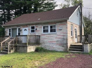 274 W Koch Ave, Egg Harbor City, NJ 08215