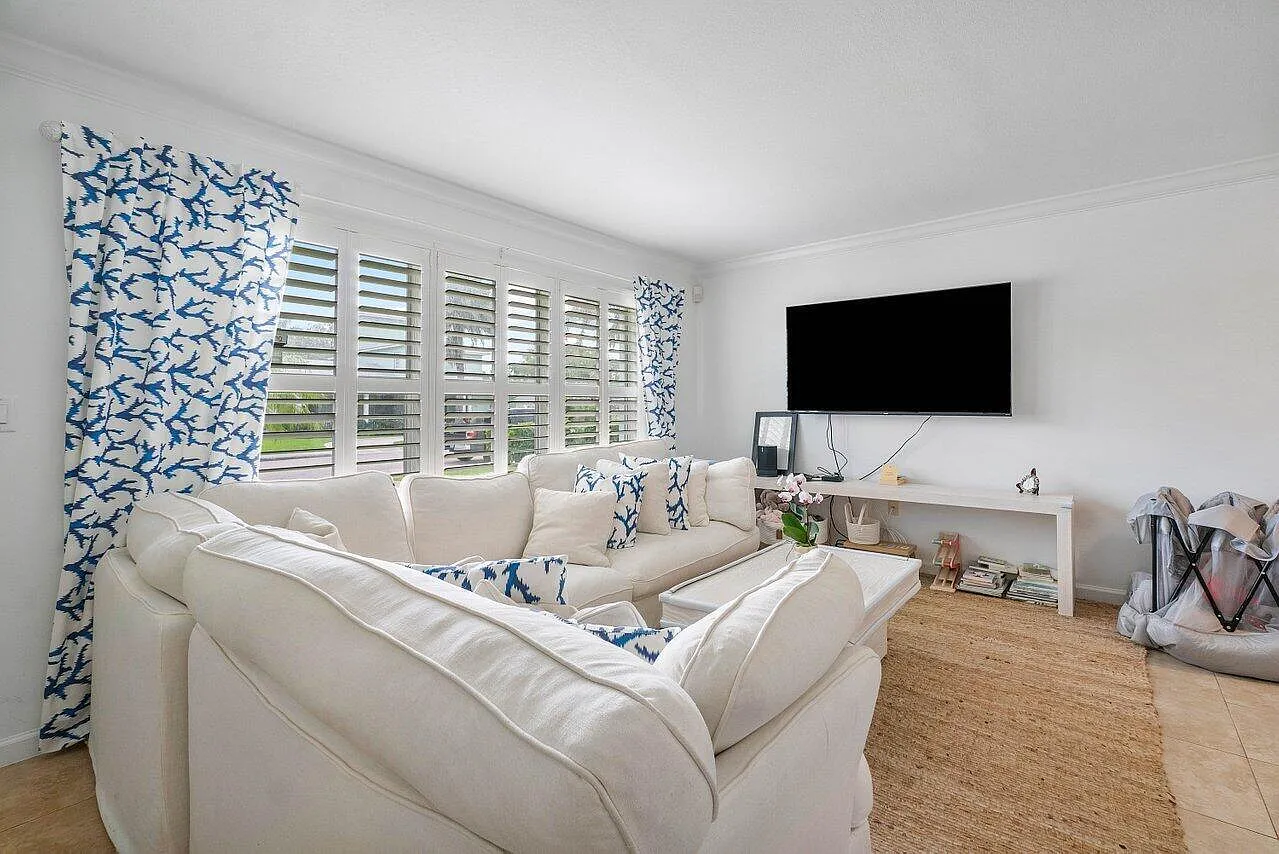 3 bed, 3.0 bath, 1444 sqft, $6,000 — Photo 4