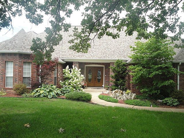 New roof & front doors