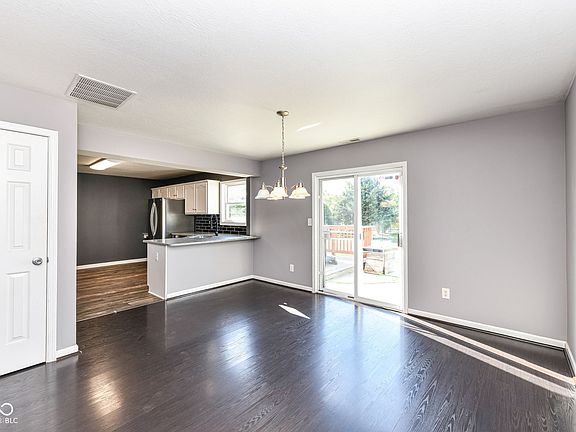 3rd image of 7732 Evian Dr