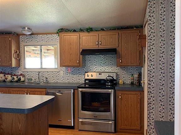4th image of 105 Lago Vista Dr