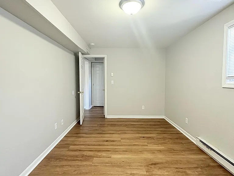 451 Main St #4A4 — Photo 4