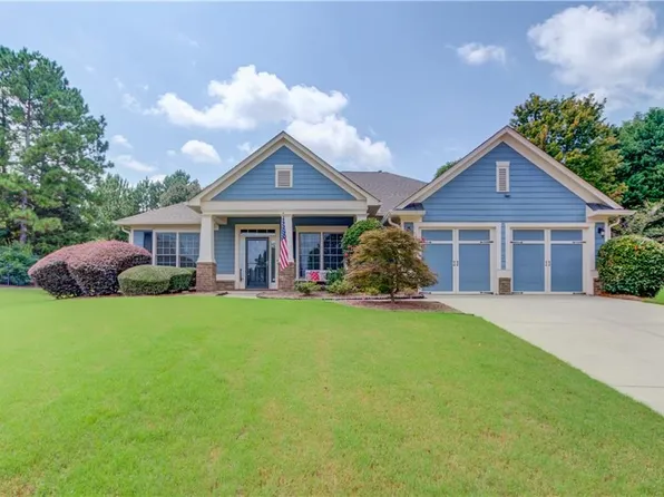 7449 Fireside Ln, Flowery Branch, GA 30542