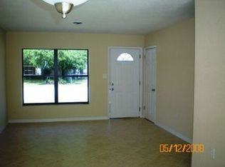 704 Larry Dr, Deland, FL 32724