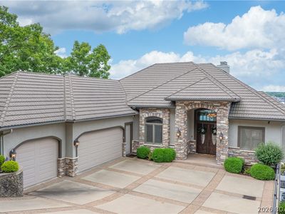 1028 Brookhaven Ln, Sunrise Beach, MO, 65079