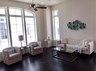 5210 Larkin St, Houston, TX 77007