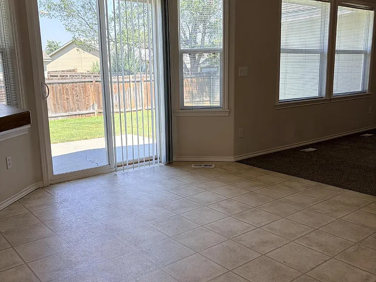 1276 W Brown Trout Dr — Photo 5