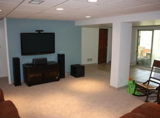 825 Treelane Dr, Newburgh, IN 47630