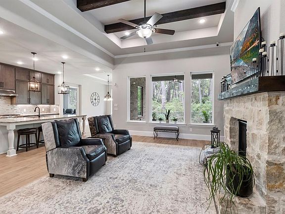 5th image of 616 Castlewood Cove Lane