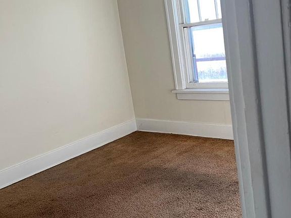 5th image of 29 Winchester Pl APT 7