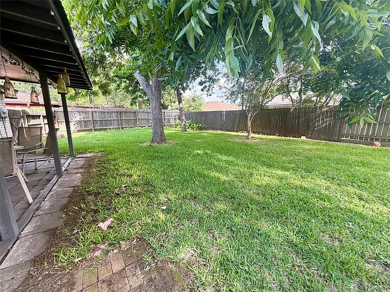 5319 Lincoln Town Dr — Photo 13