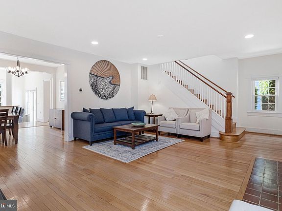 4th image of 4614 Norwood Dr