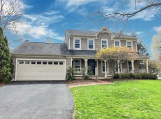 12761 Flat Meadow Ln, Herndon, VA 20171