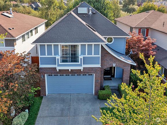 3rd image of 3705 146th Street SE