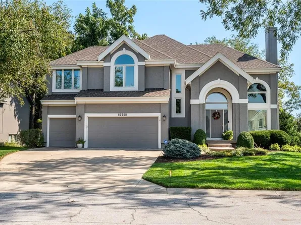 26431 W 109th Ter, Olathe, KS 66061