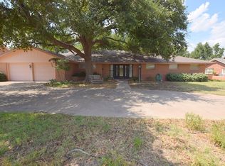 2902 Sentinel Dr, Midland, TX 79701