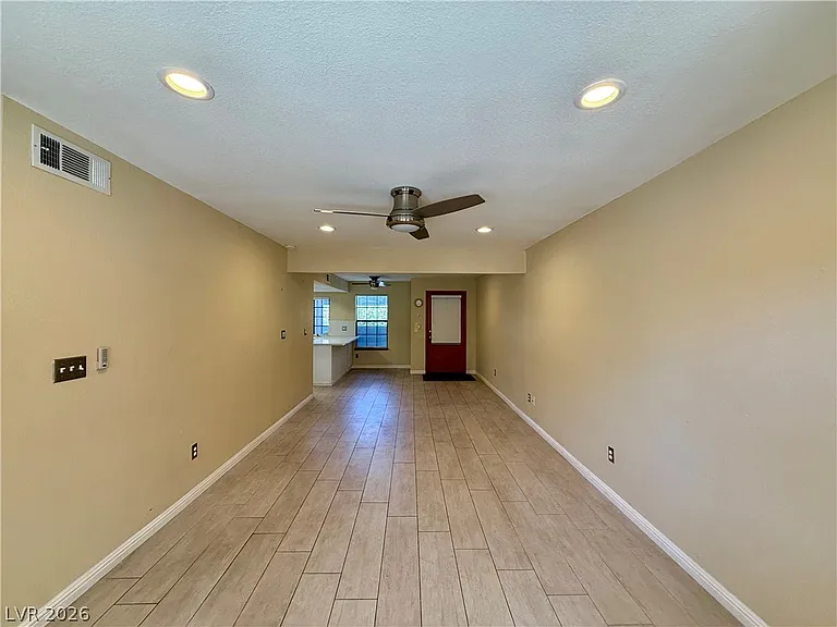 5923 Laredo St — Photo 15