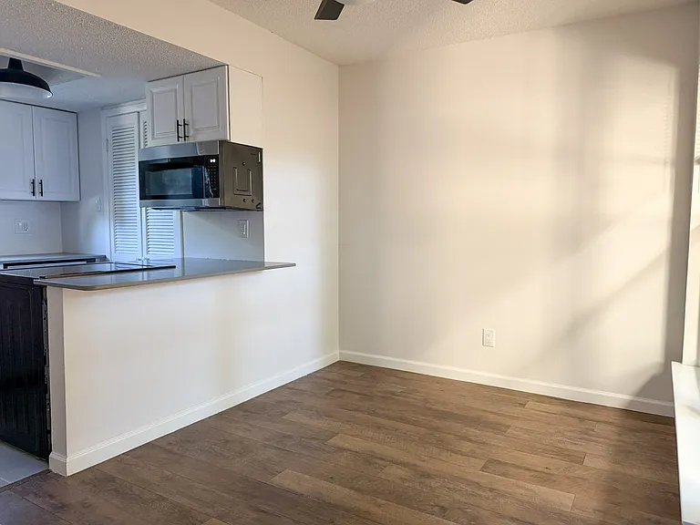 Kitchen nook