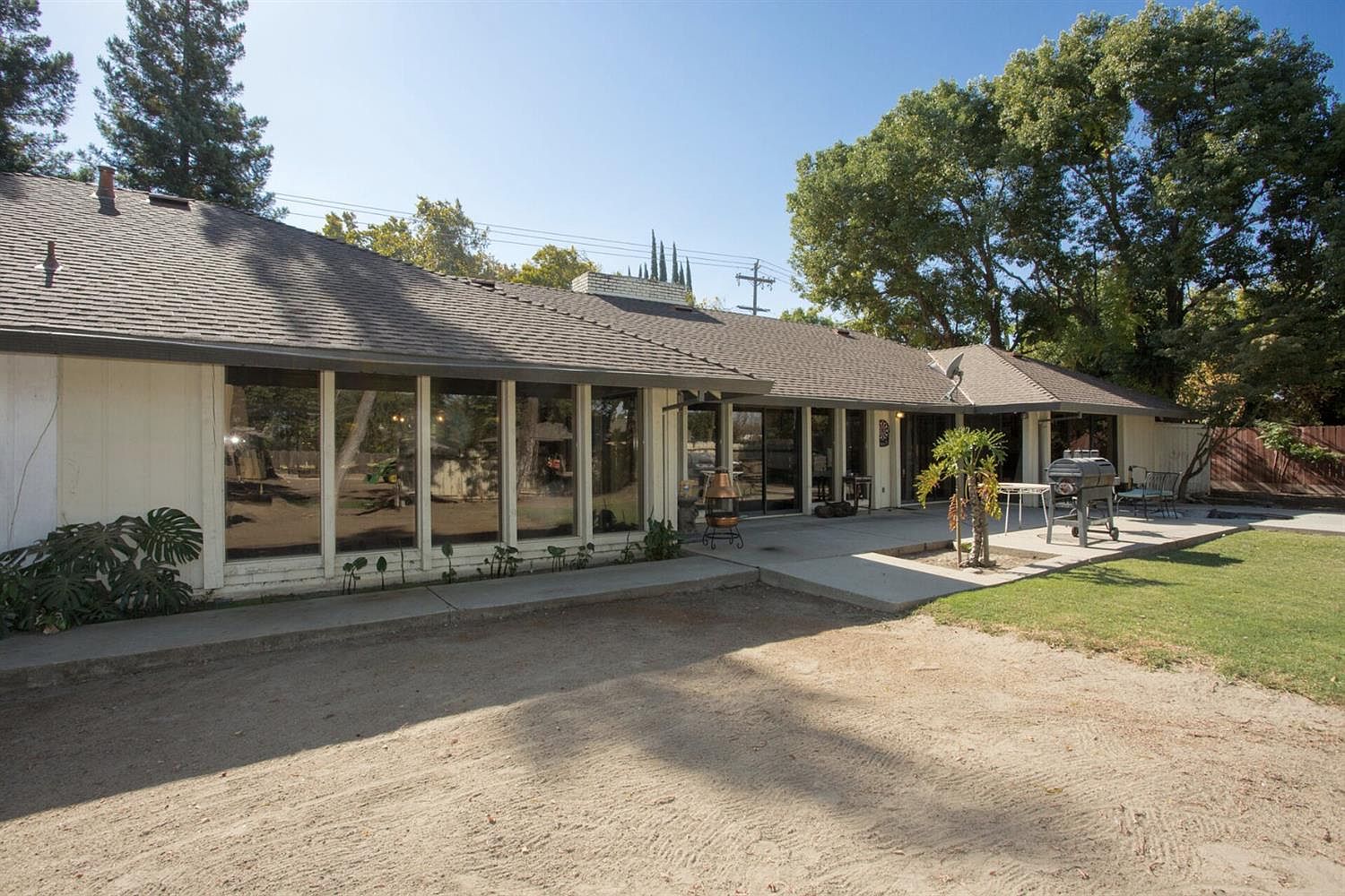 1301 Fruitland Ave, Atwater, CA 95301 Zillow