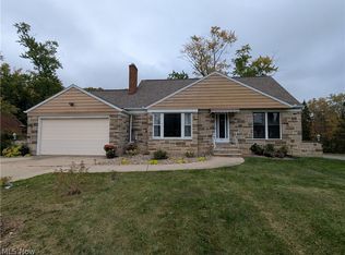 7715 Brecksville Rd, Independence, OH 44131