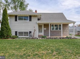 1533 Devers Rd, York, PA 17404