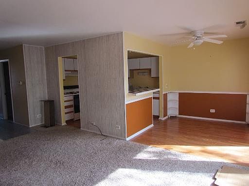 2nd image of 398 Heather Ct