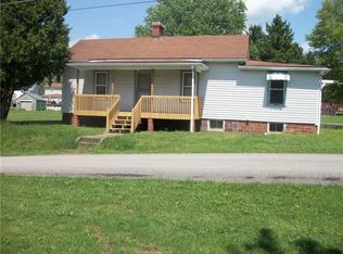 1157 Crucible Rd, Rices Landing, PA 15357