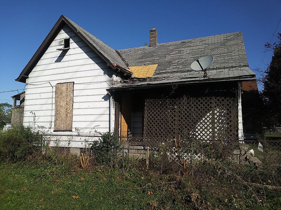 2nd image of 1010 S Keystone Ave