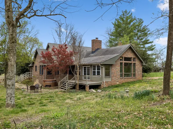 3625 Mitchell Rd, Lebanon, TN 37087