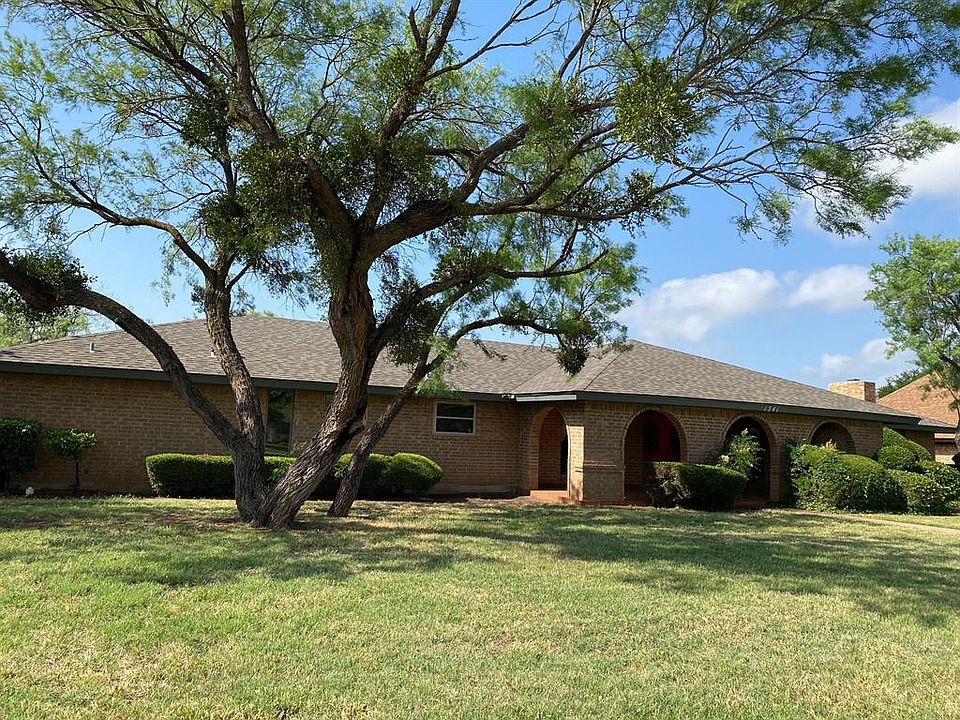 1st image of 1341 Canterbury Dr