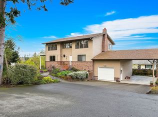 954 Laural Ln, Tacoma, WA 98465