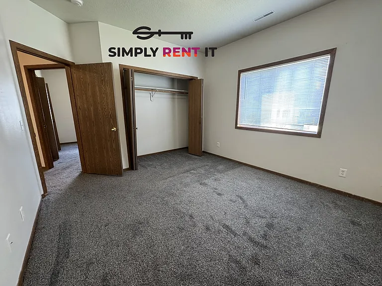 4549 Steinbeck St #1 — Photo 12