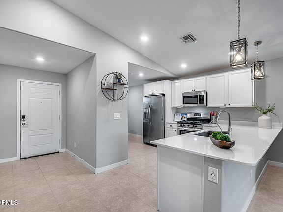 5th image of 16574 W ALAMEDA Road