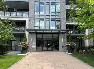 21 Clairtrell Rd #201, Toronto, ON M2N 0G8