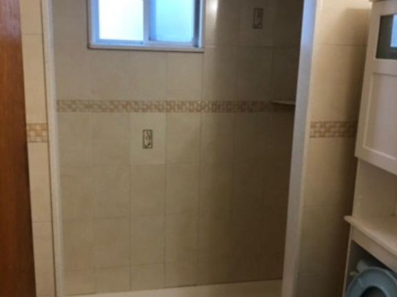 5th image of 163 Keating Pl Floor 1