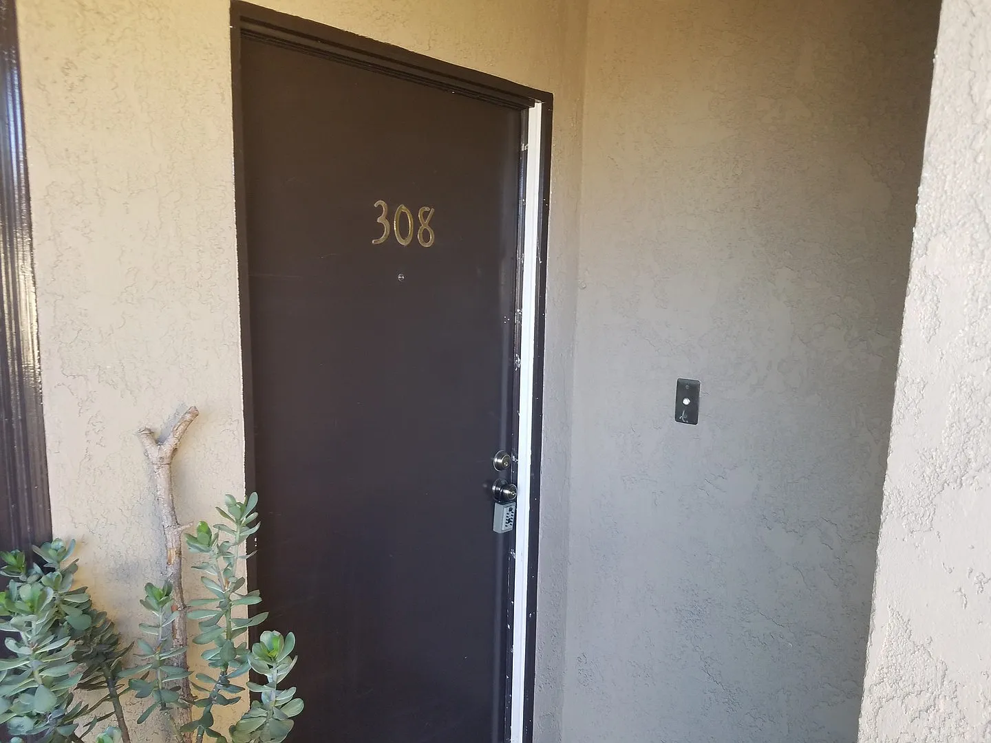 3rd floor with Elevator — Photo 2