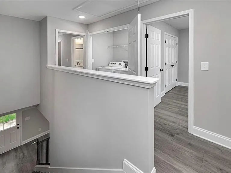 6290 Akins Way — Photo 10